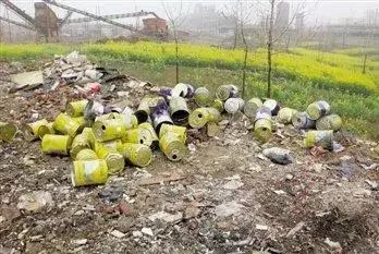 廢機油屬于危險廢物！一汽車公司交給無證經(jīng)營者處置最少罰60萬元！新固廢法時代危廢倉庫建設參考標準！不想被罰趕緊看！